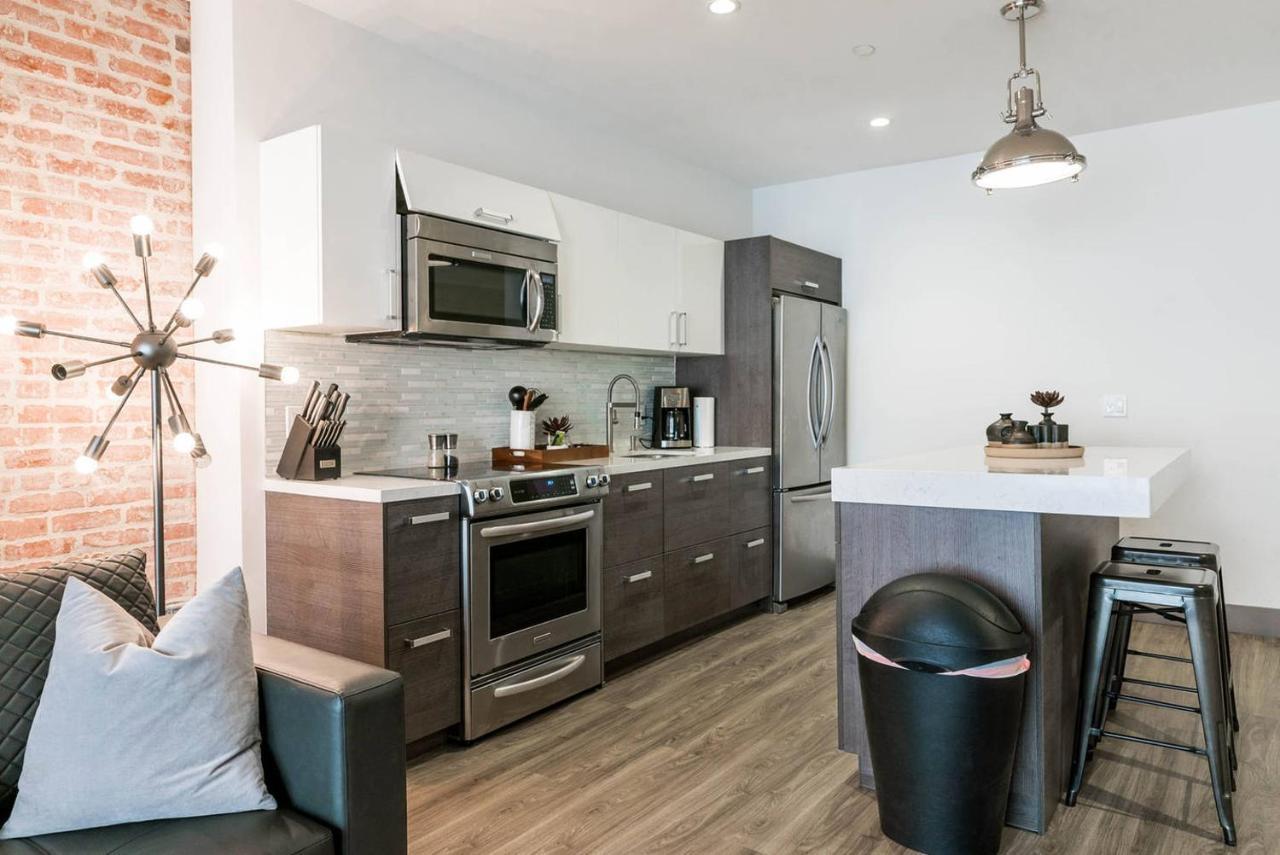 Historic Remodel 1-bedroom In Prime Dtla Location! Сasa de vacaciones
