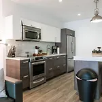 Historic Remodel 1-Bedroom In Prime Dtla Location!