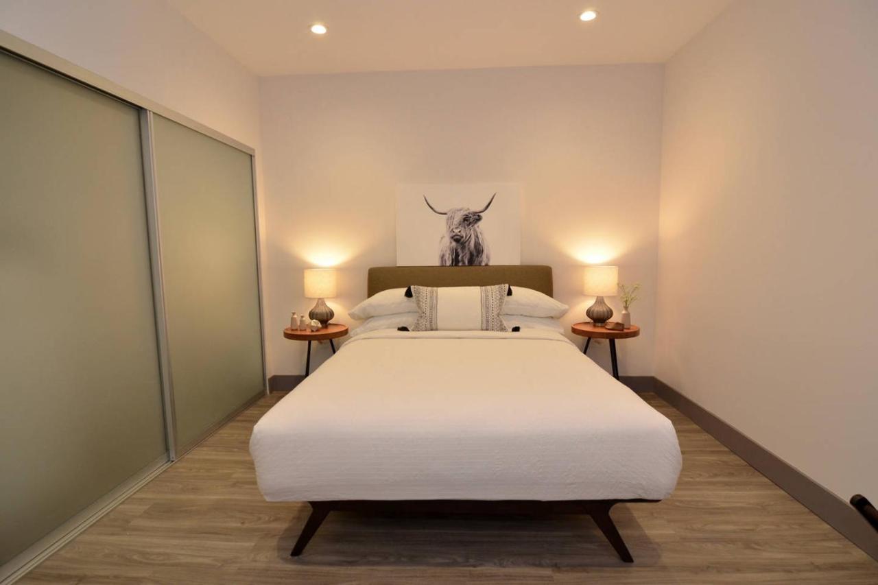Holiday home Historic Remodel 1-bedroom In Prime Dtla Location! *
